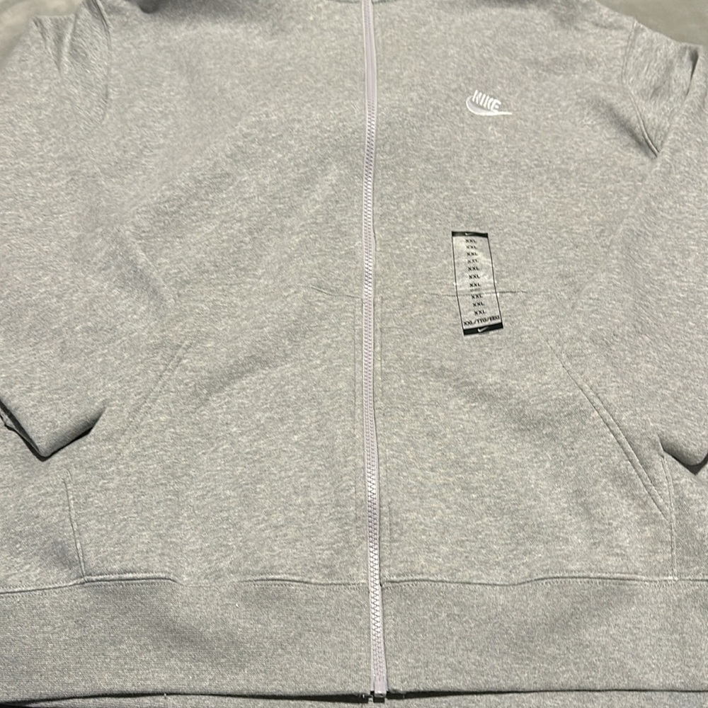 Brand New Men’s Nike Zip Up Hoodie in Grey F38 - Picture 3 of 3